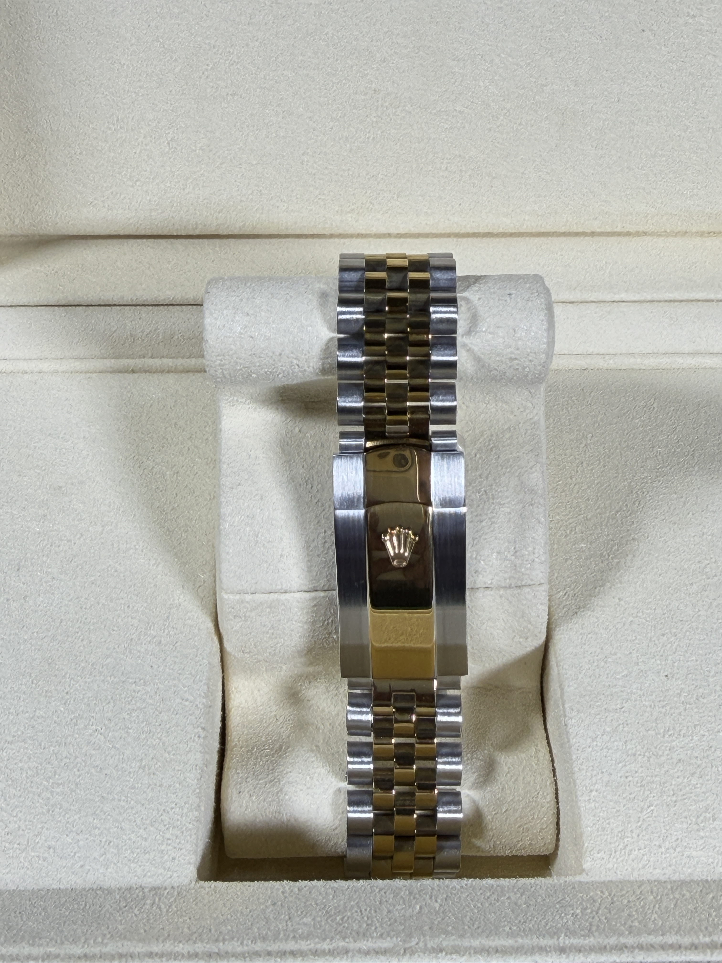 Rolex - Sky Dweller