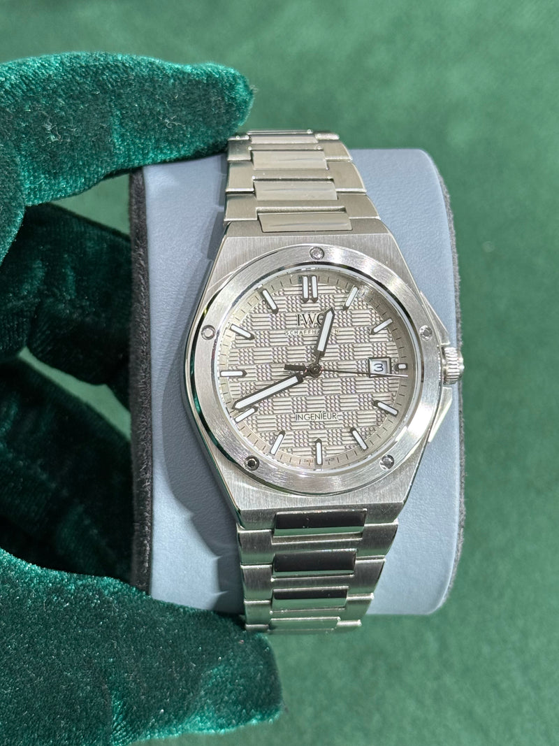 IWC - Ingenieur Automatic 40