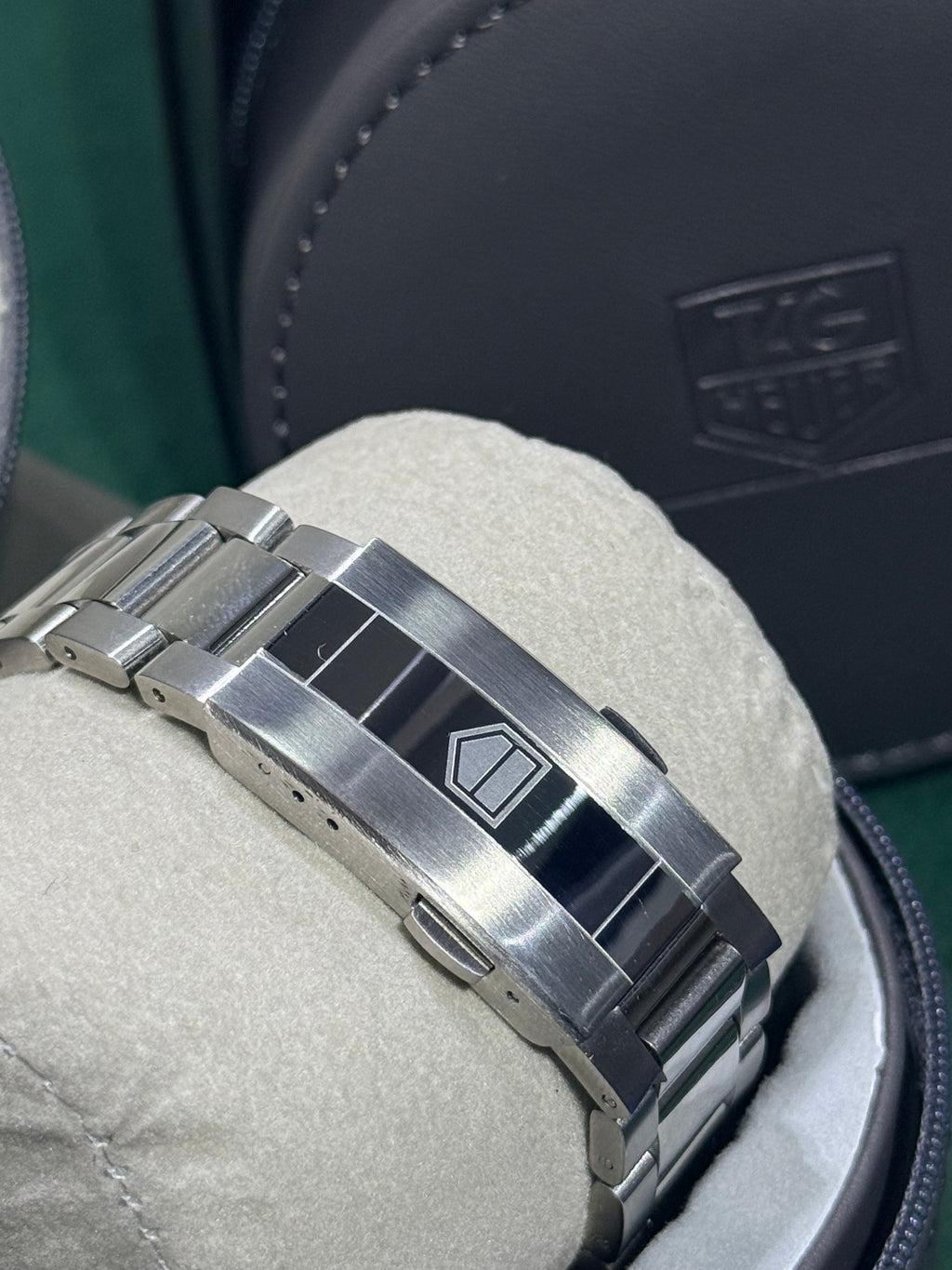 TAG Heuer - Aquaracer Professional 200 Solargraph