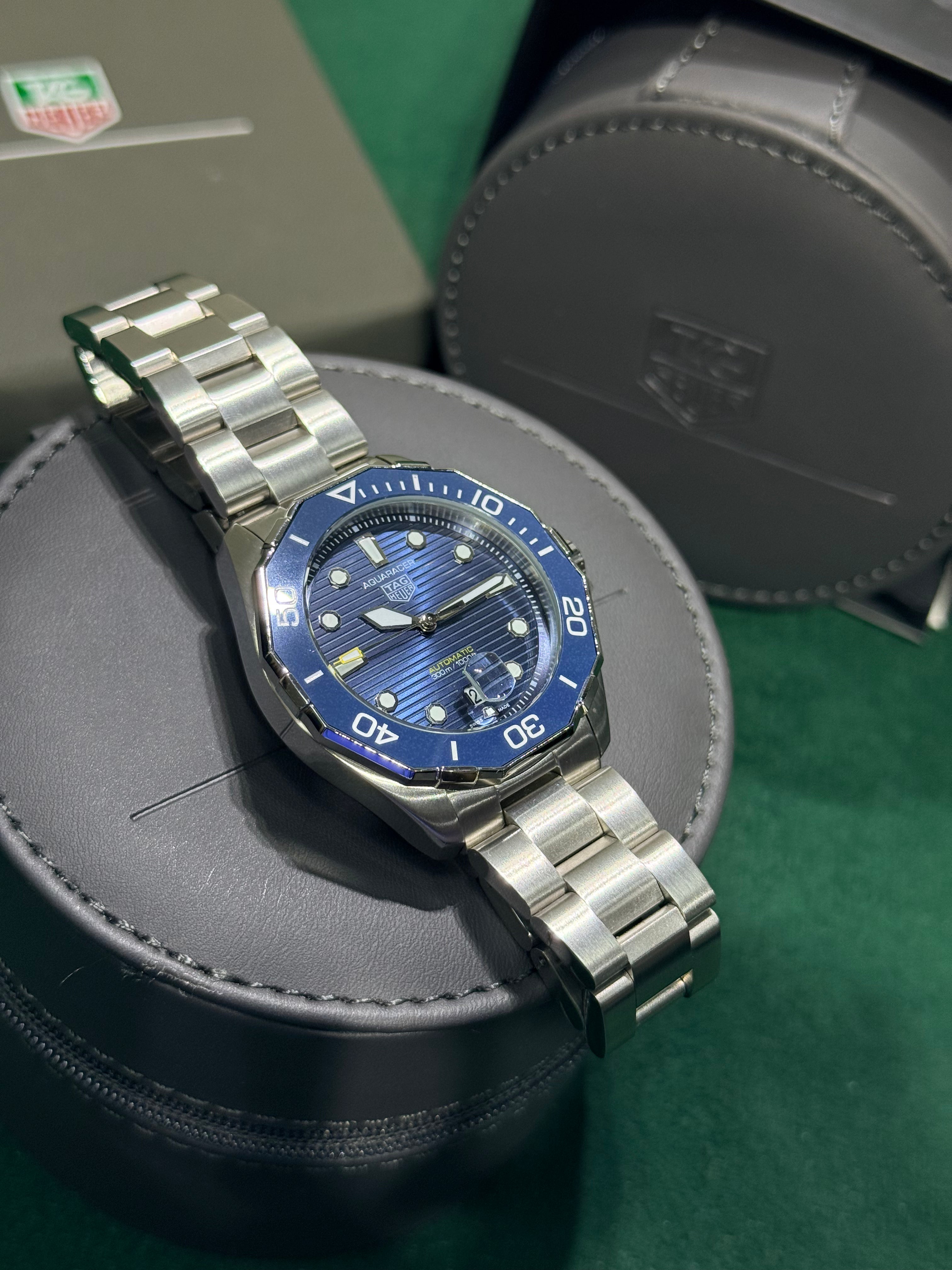 TAG Heuer - Aquaracer Professional 300