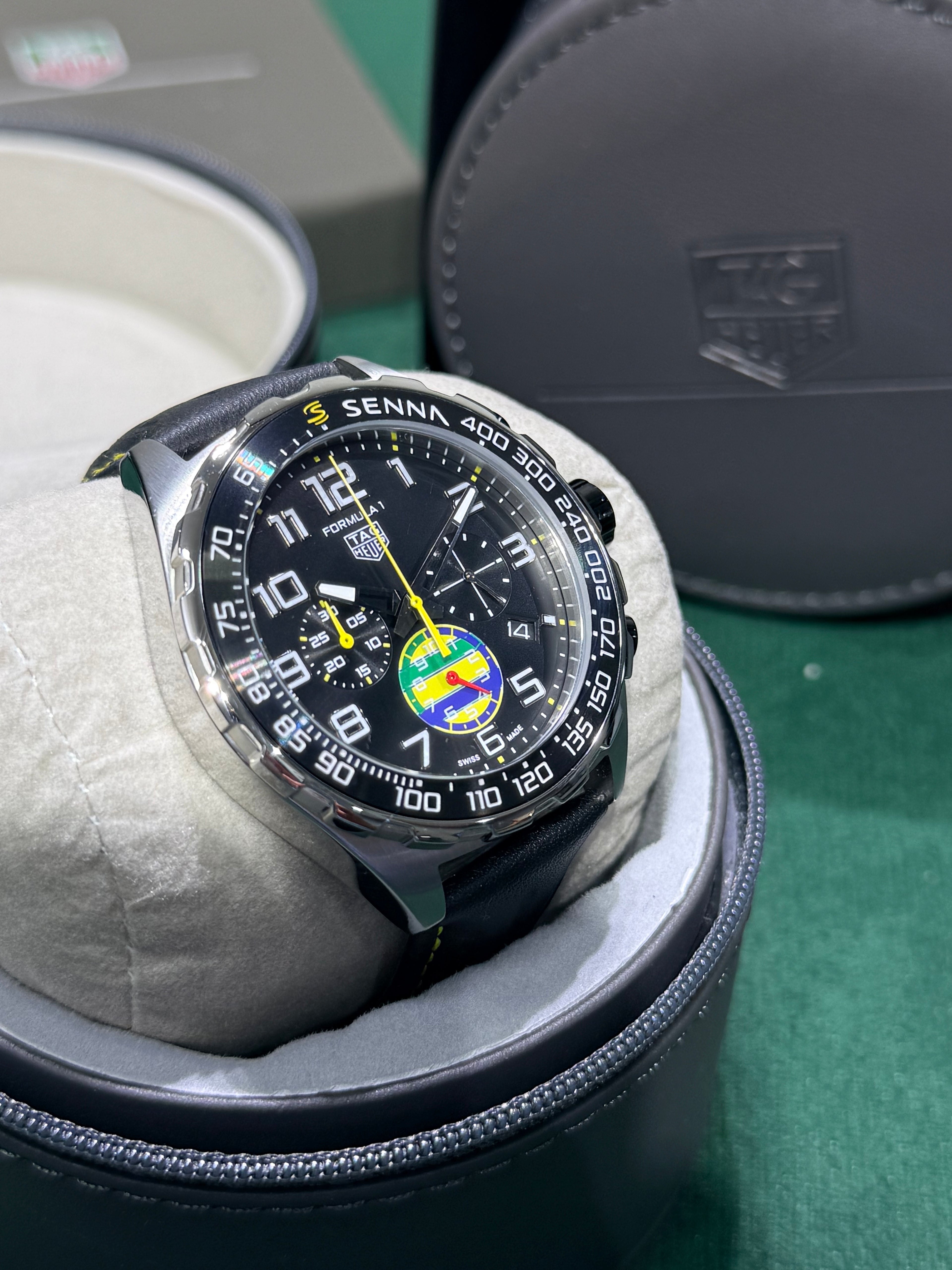 TAG Heuer - Formula 1 Chronograph x Senna Special Edition
