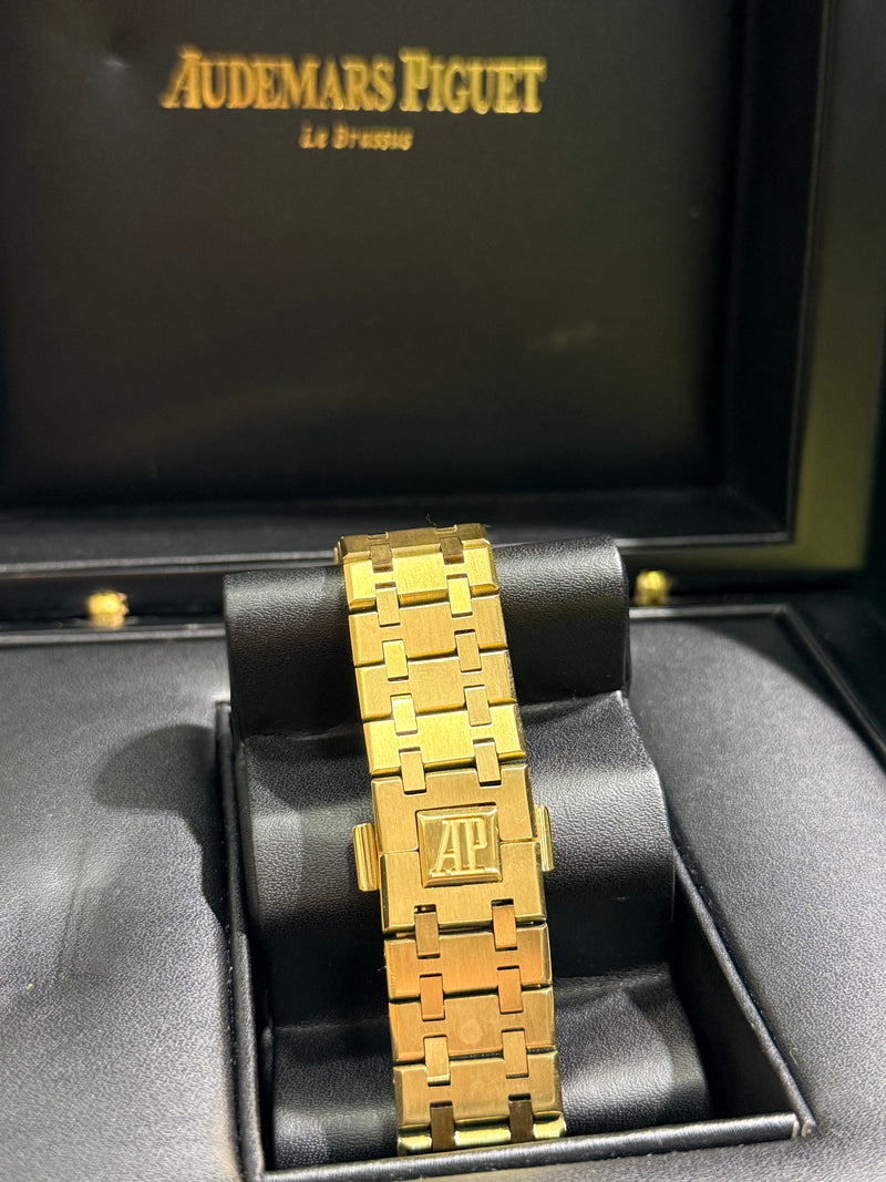 Audemars Piguet - Royal Oak Jumbo Extra-Thin