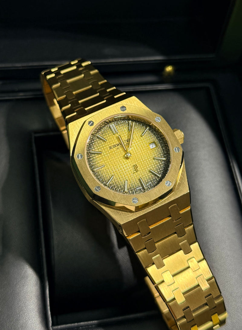 Audemars Piguet - Royal Oak Jumbo Extra-Thin