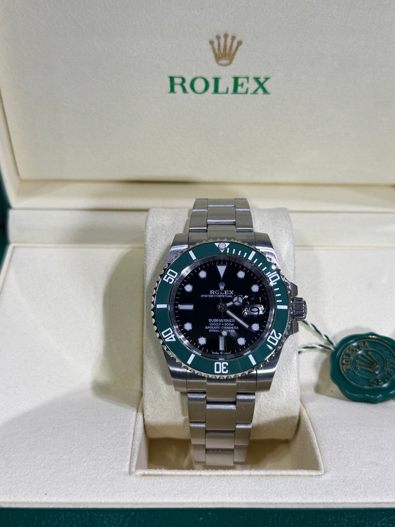 Rolex - Submariner Date / Starbucks