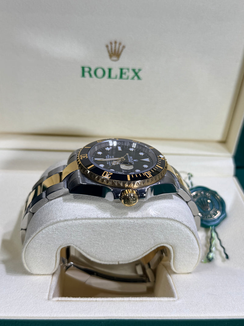 Rolex - Submariner Date / Misto