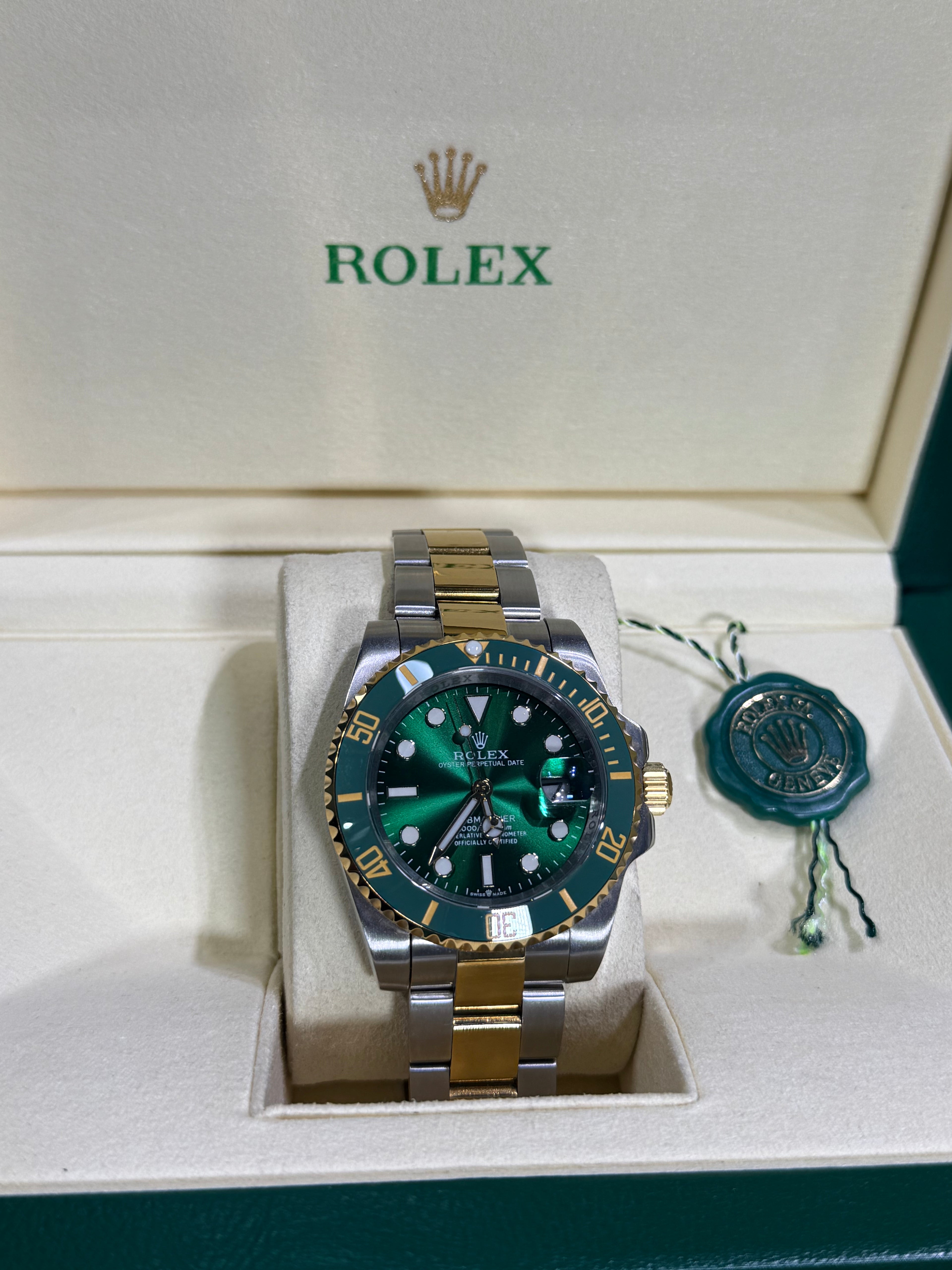 Rolex - Submariner Date Misto / Verde