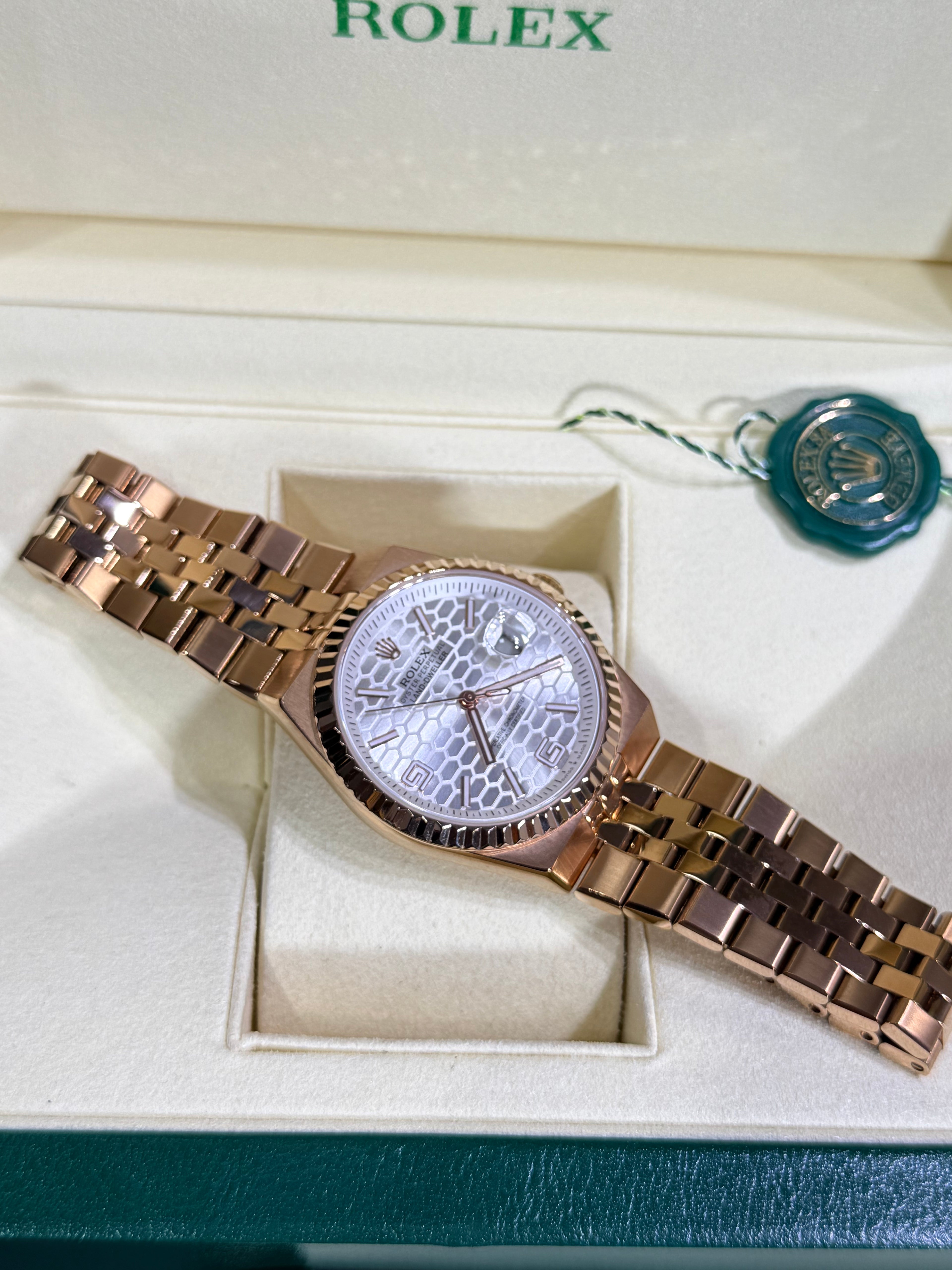 Rolex - Land-Dweller 40
