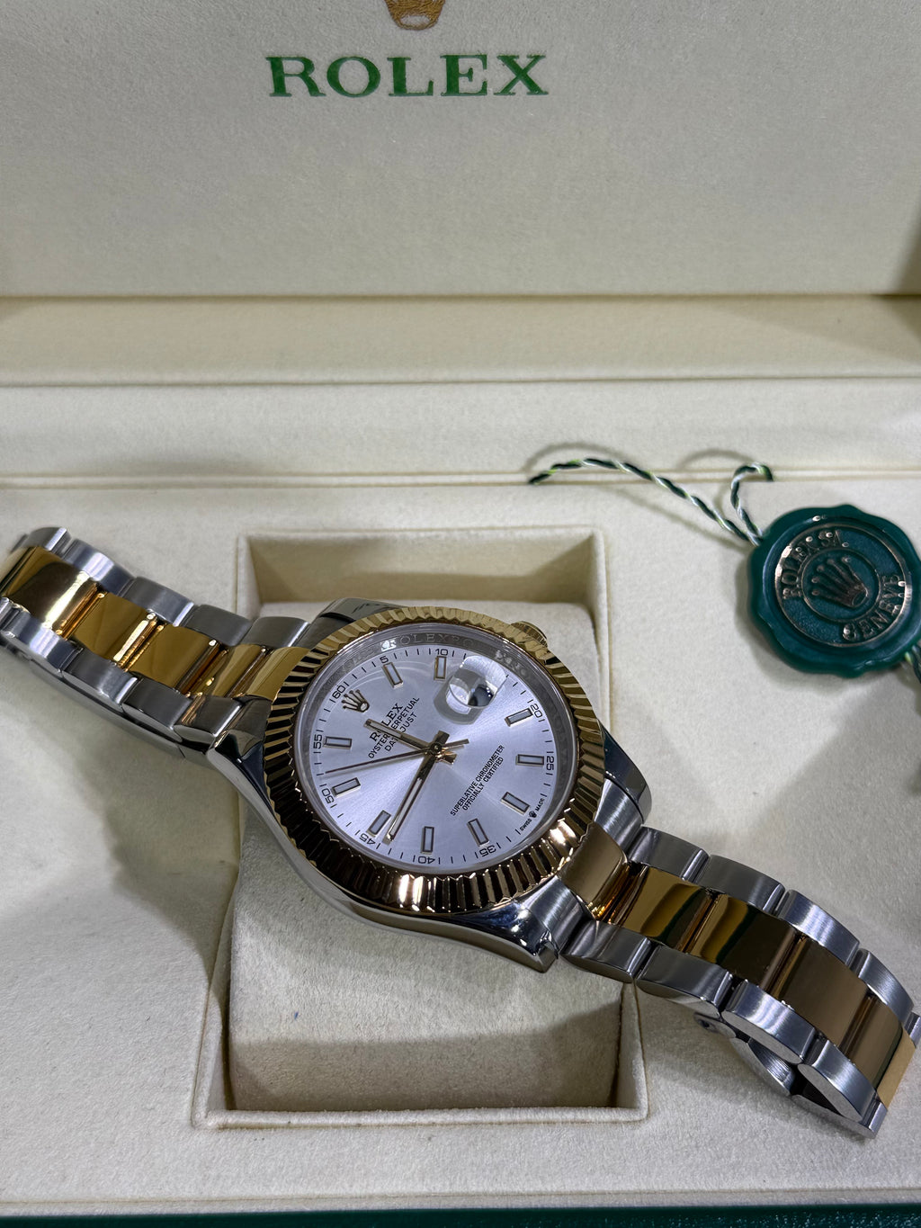 Rolex - Datejust / Branco / Oyster