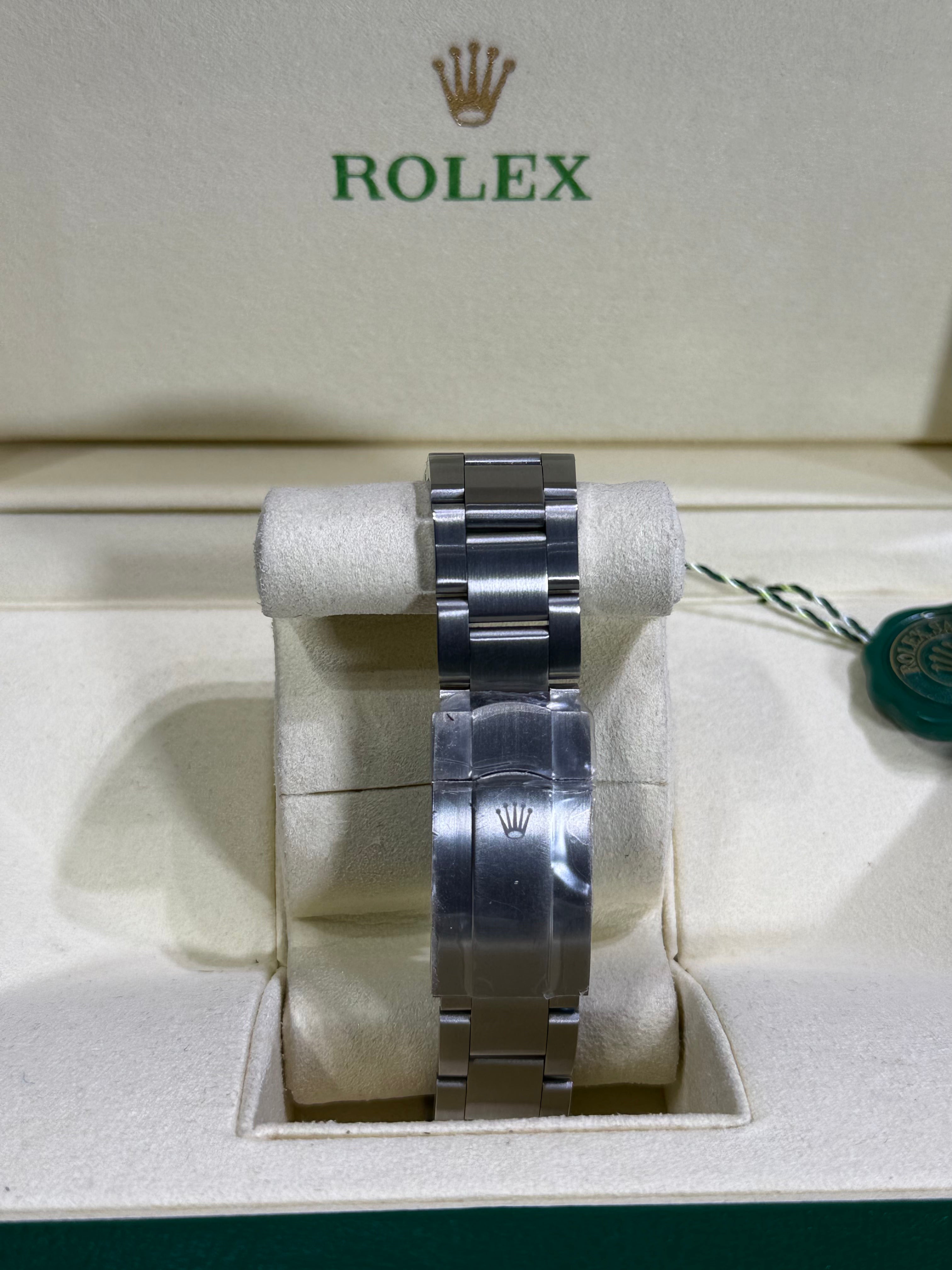 Rolex - Oyster Perpetual / Preto
