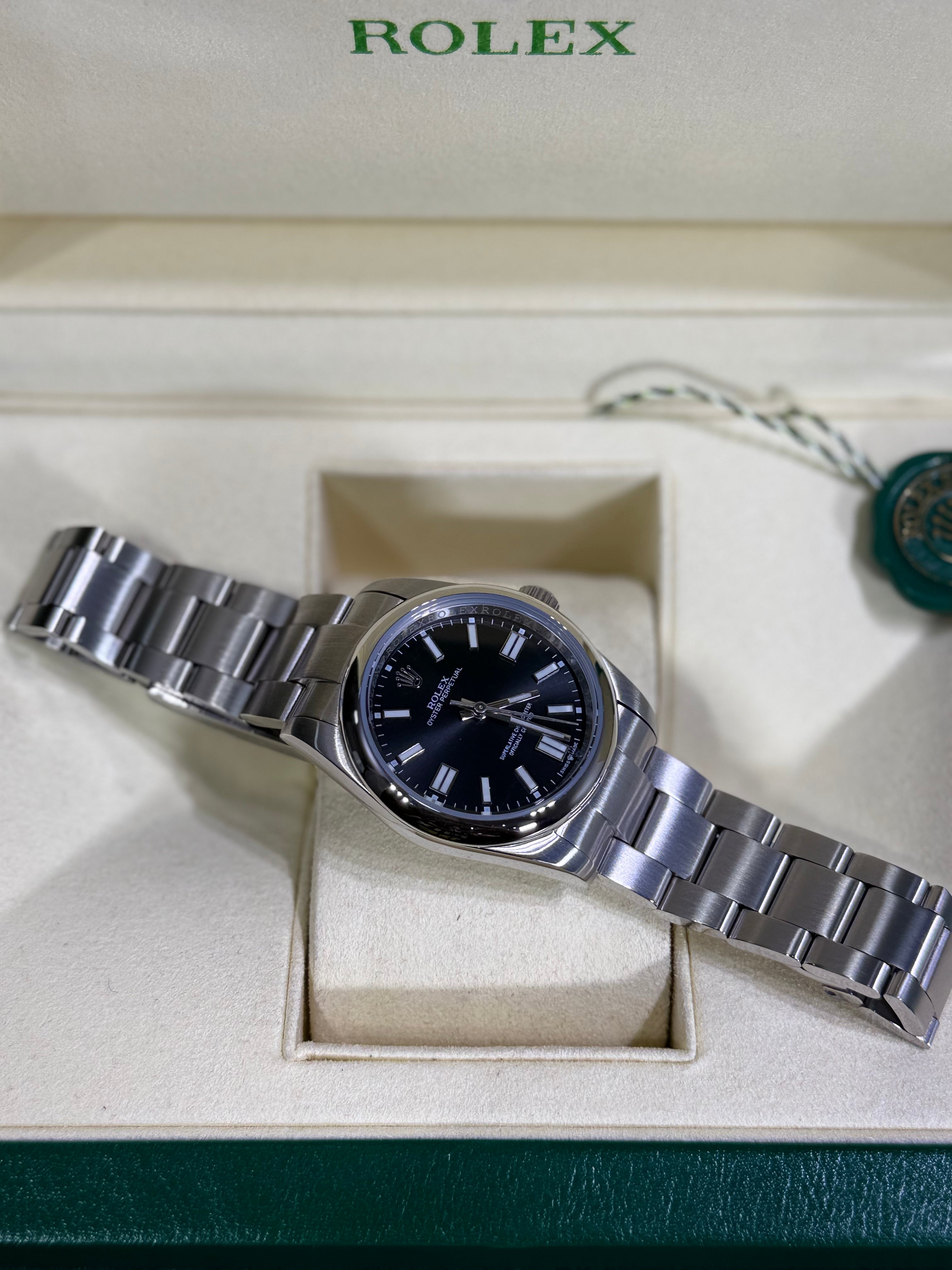 Rolex - Oyster Perpetual / Preto