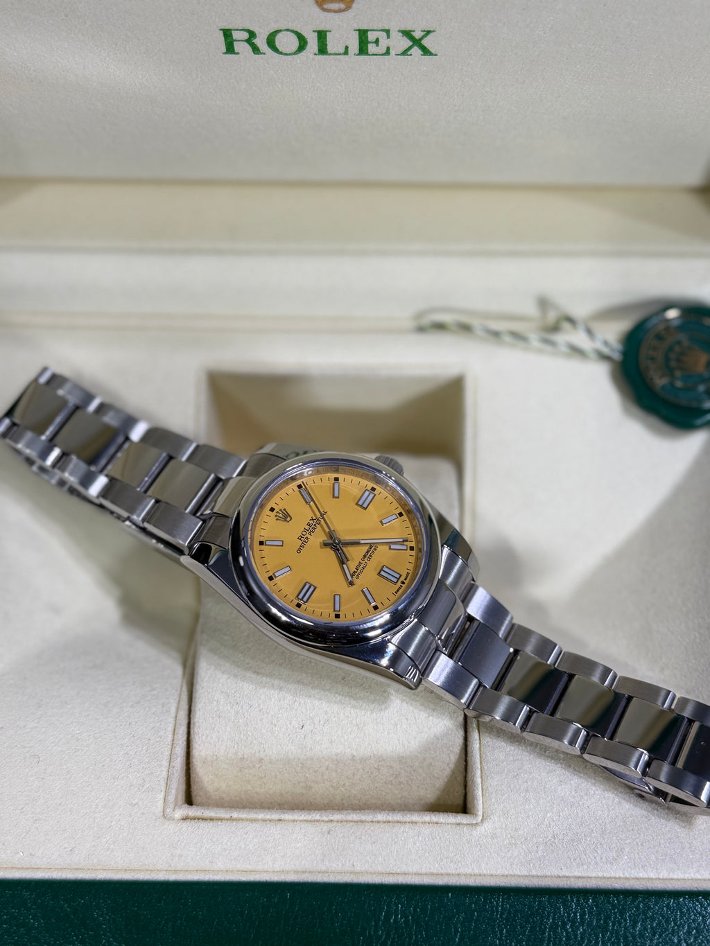 Rolex - Oyster Perpetual / Amarelo