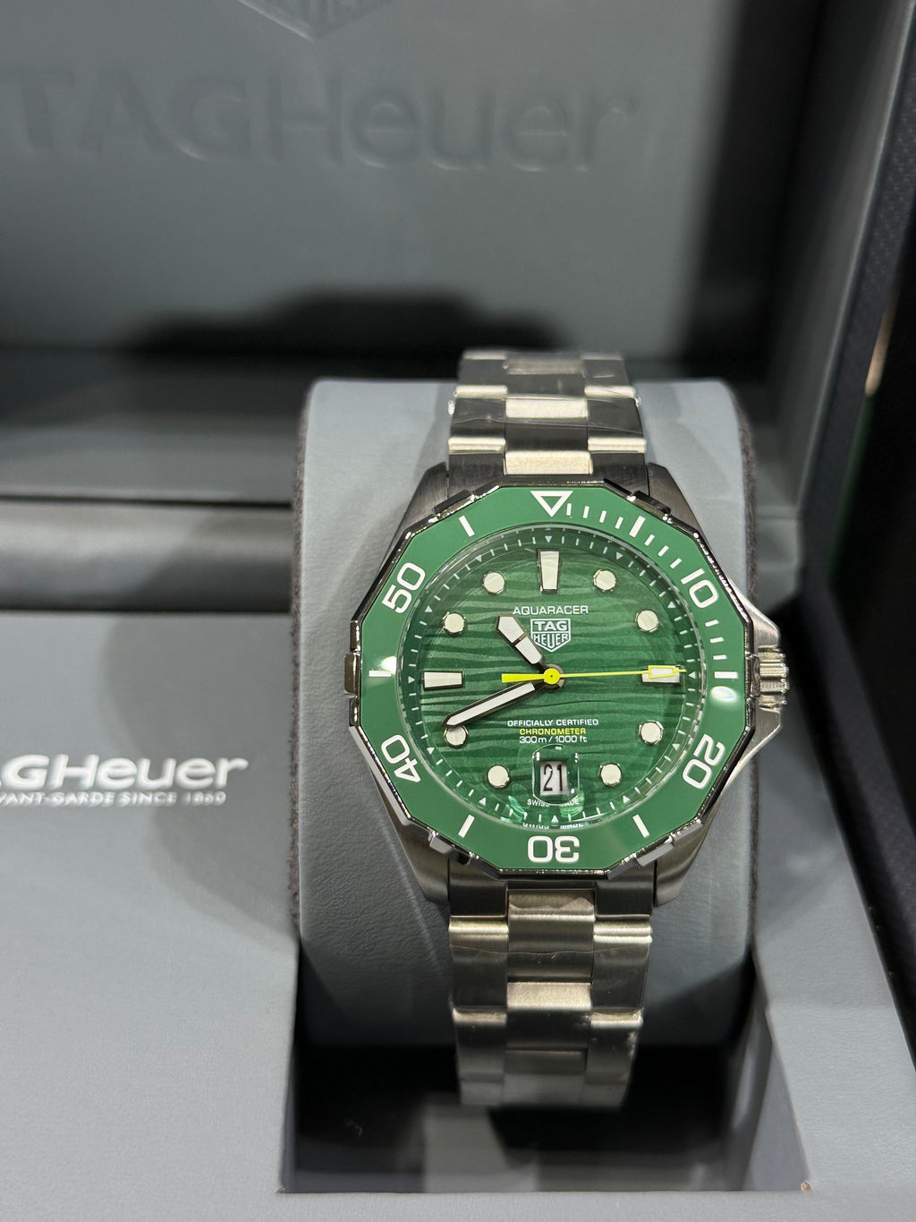 TAG Heuer - Aquaracer Professional 300